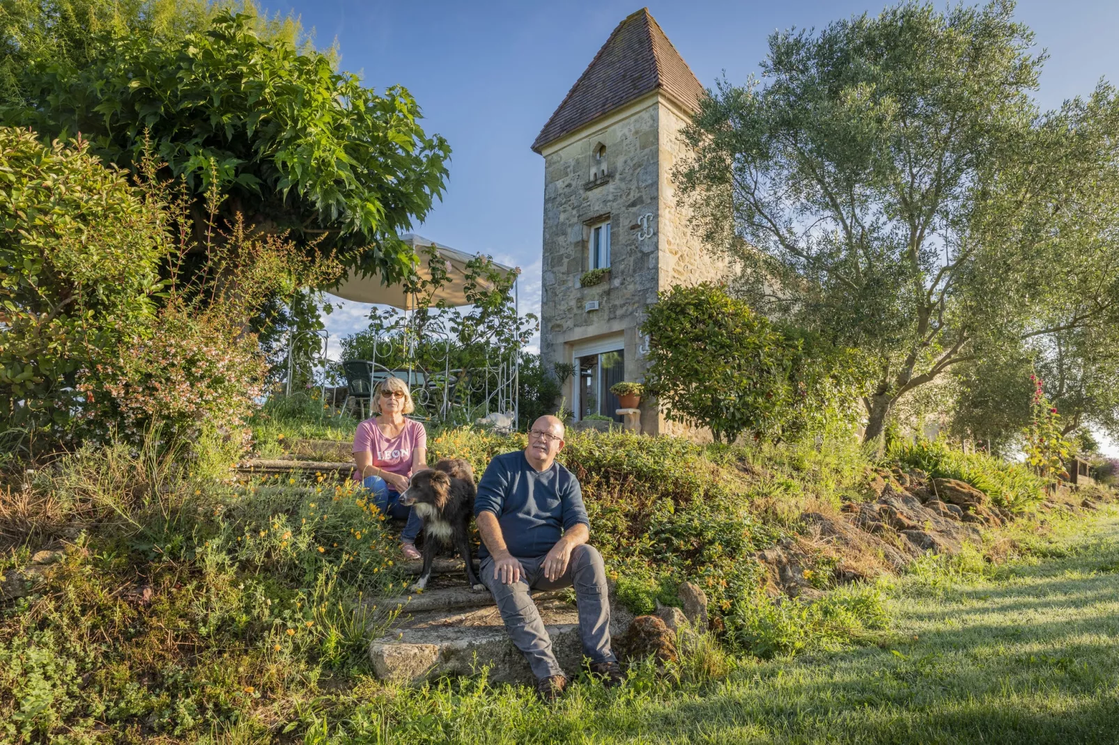 Le Pigeonnier-View in summer