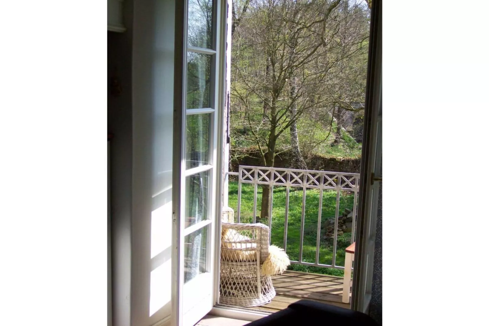 49391-Terrace balcony