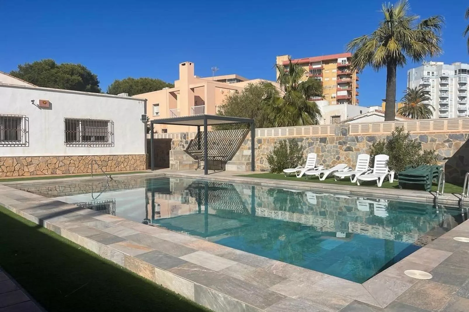 Villa Rio Tajo-Schwimmbad