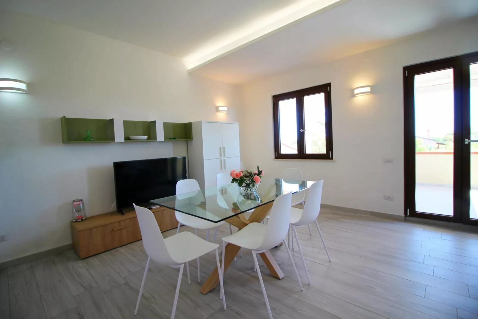Casa Corina Quadrilocale Turagri-Dining room