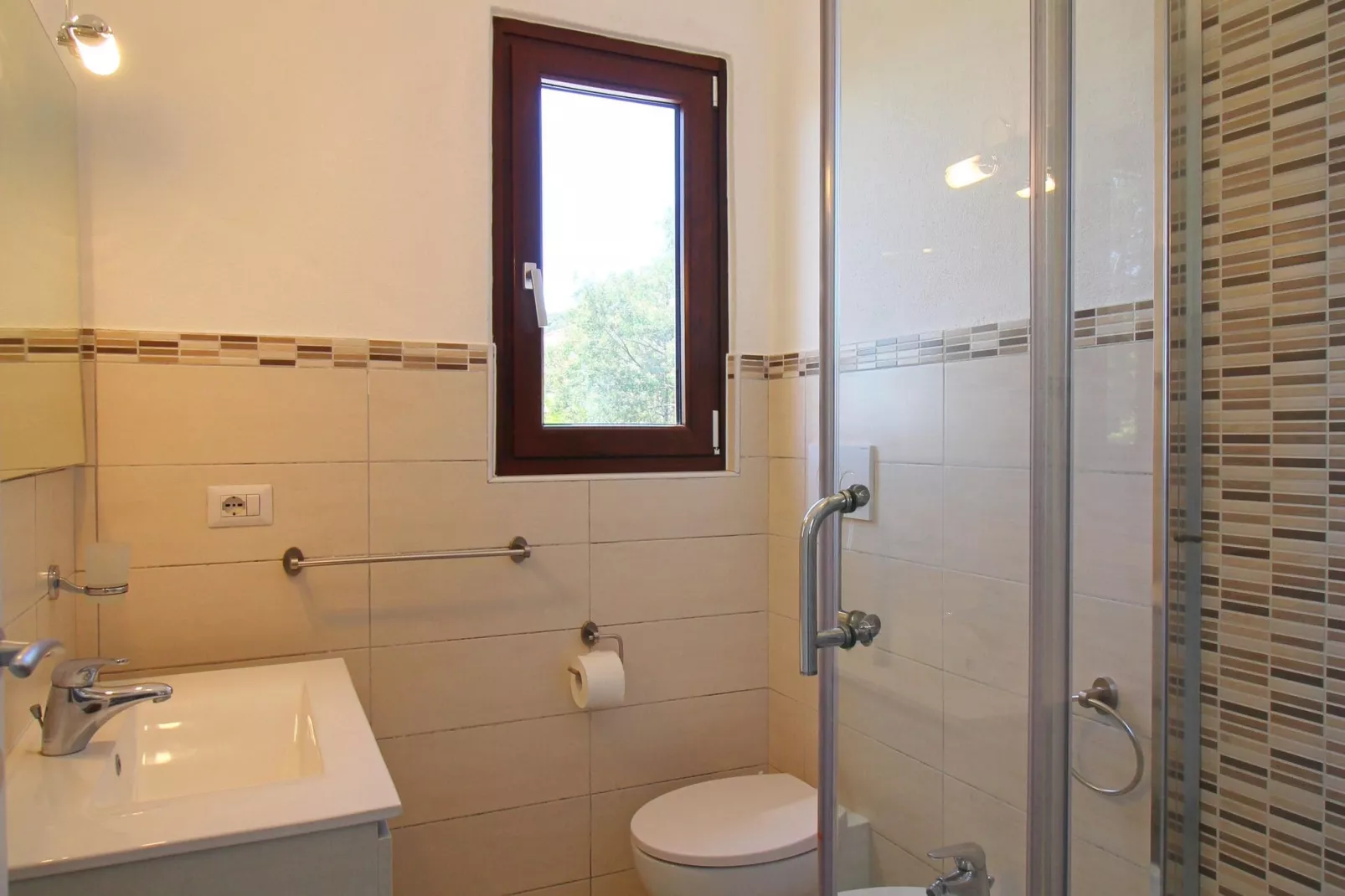 Casa Corina Quadrilocale Turagri-Bathroom