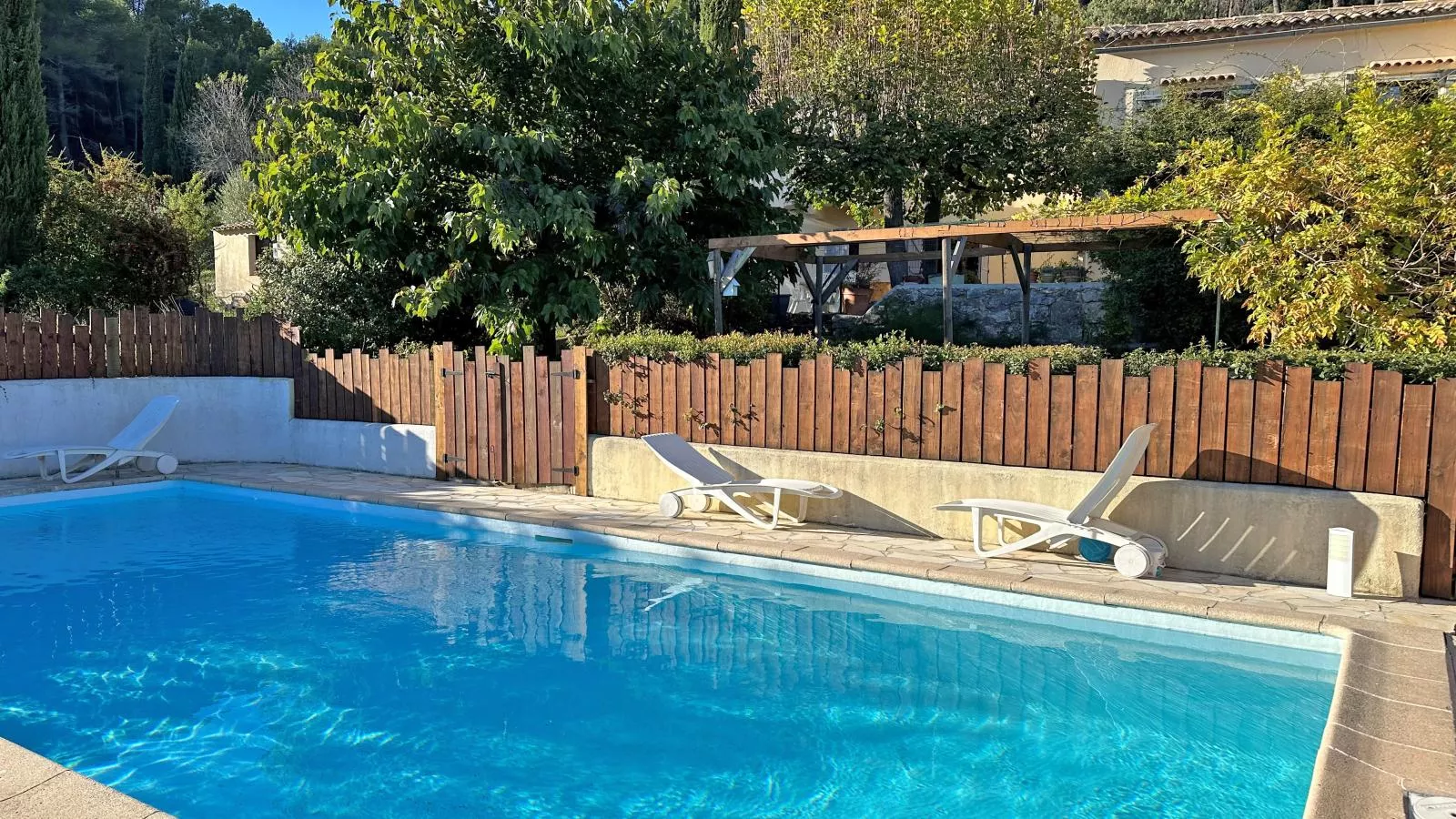 poolofhouse