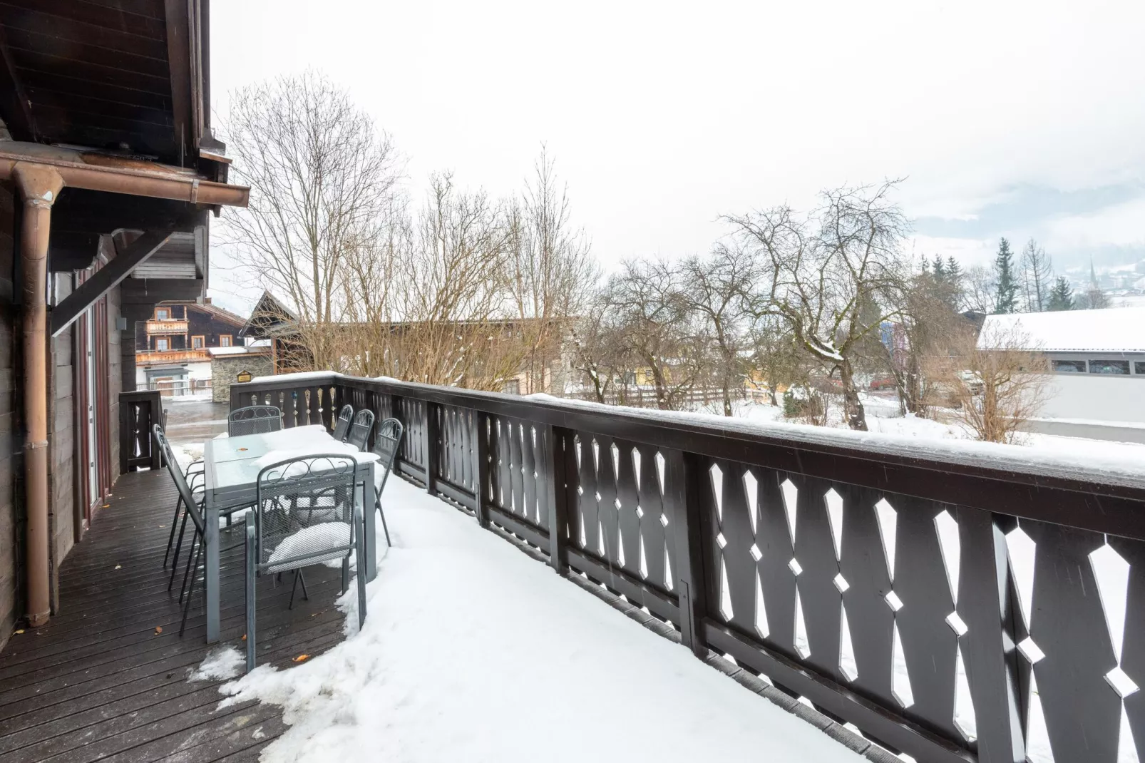 Steindorf-Terrace balcony
