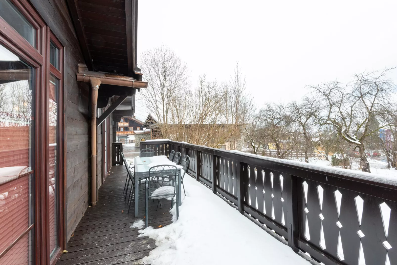 Steindorf 8-Terrace balcony