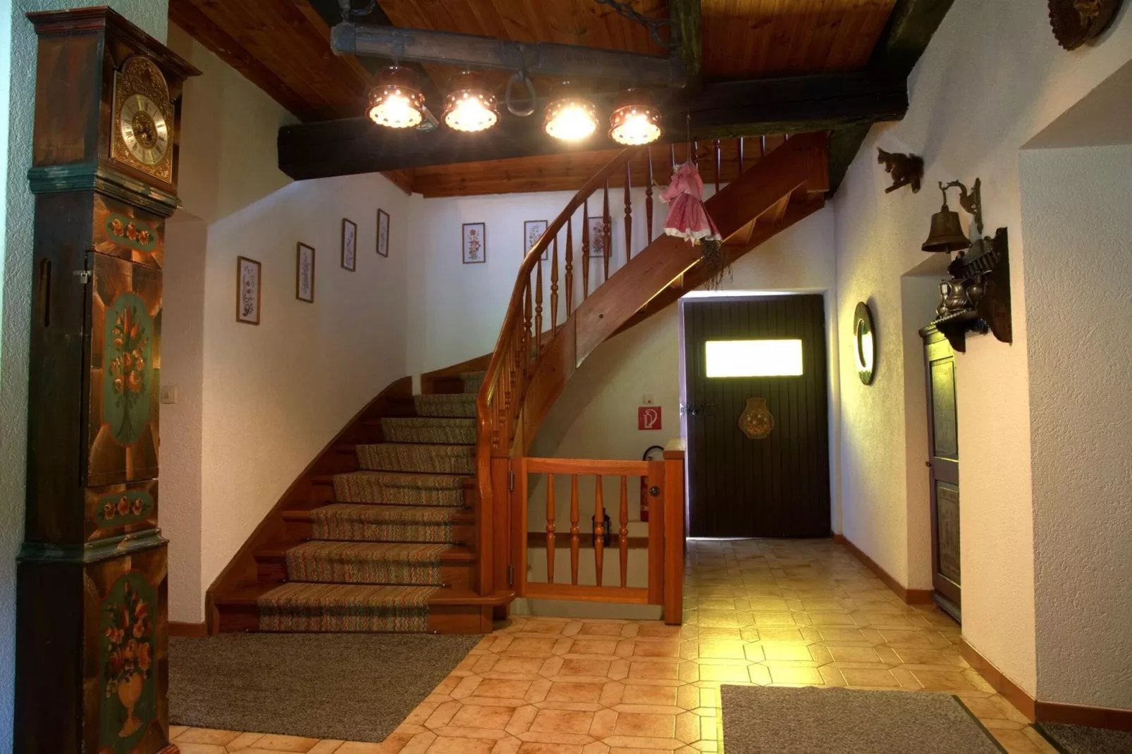 Grafhube Appartements - ganzes Haus-Landing