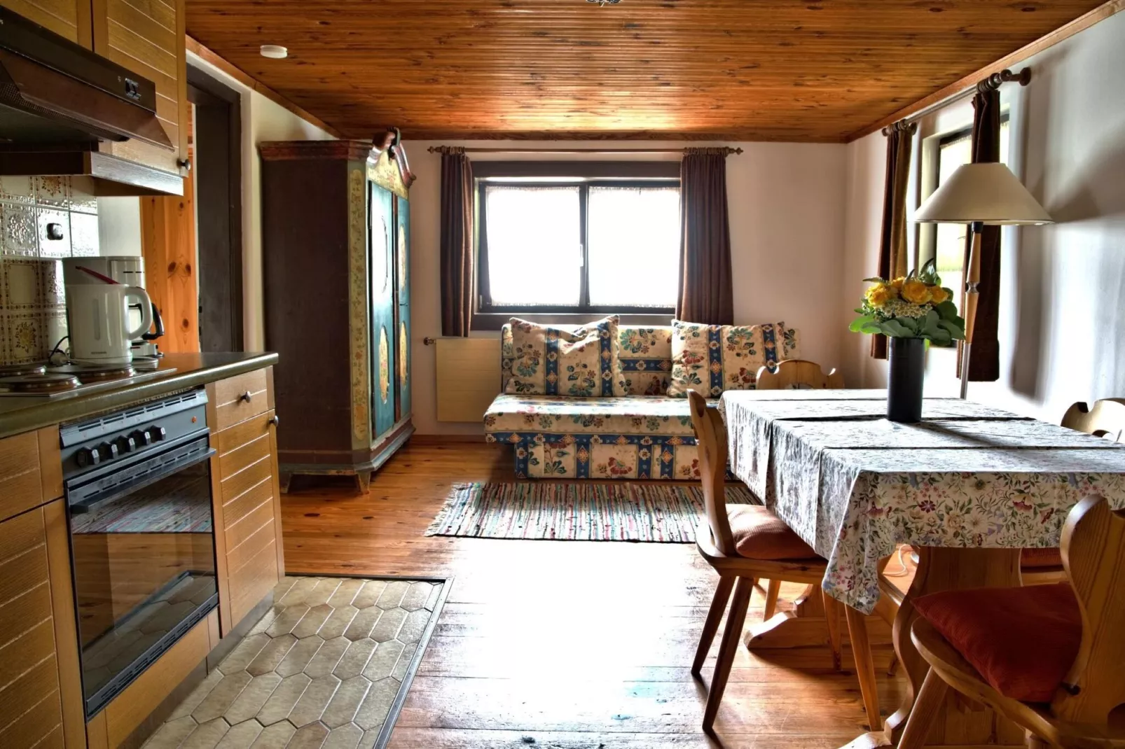 Grafhube Appartements - ganzes Haus-Dining room