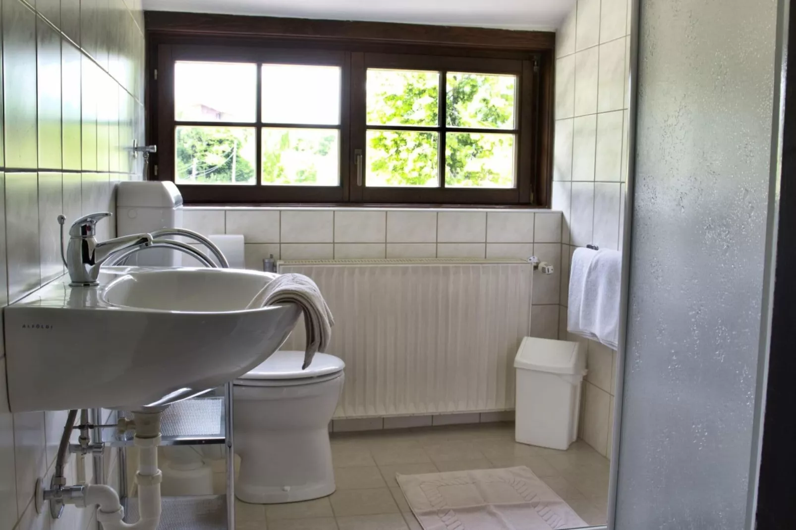 Ferienhaus Birkenhof-Bathroom