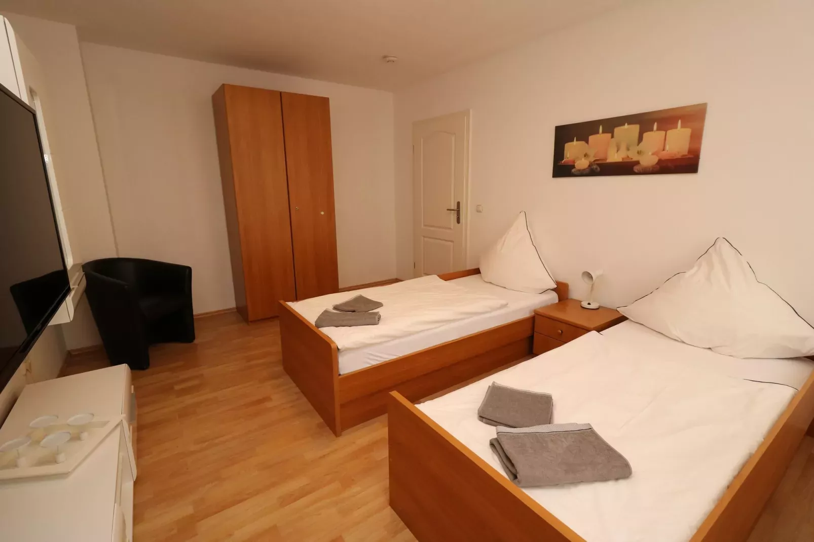 Zentrales Apartment in Messenähe-Bedroom