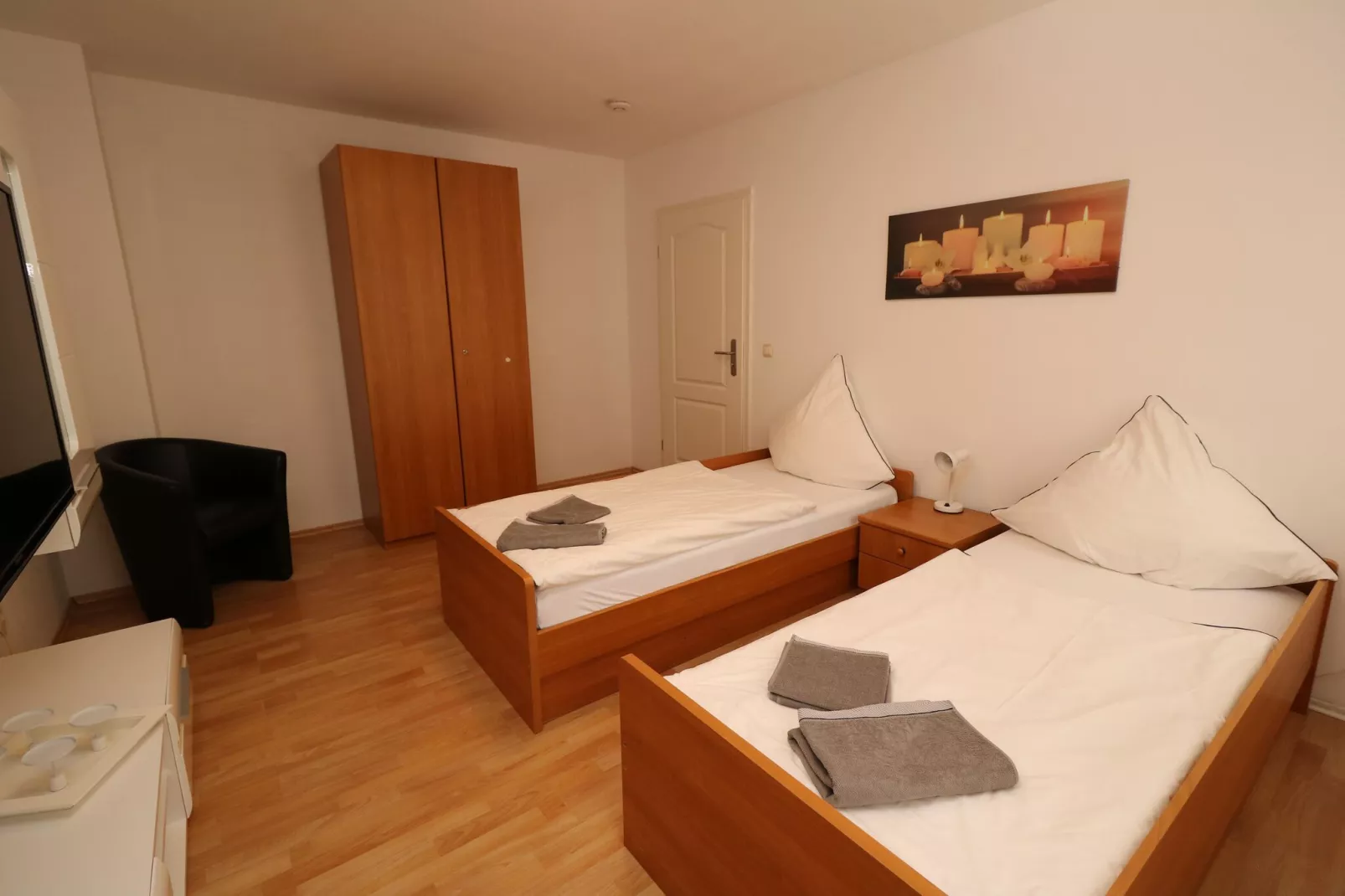 Zentrales Apartment in Messenähe-Bedroom