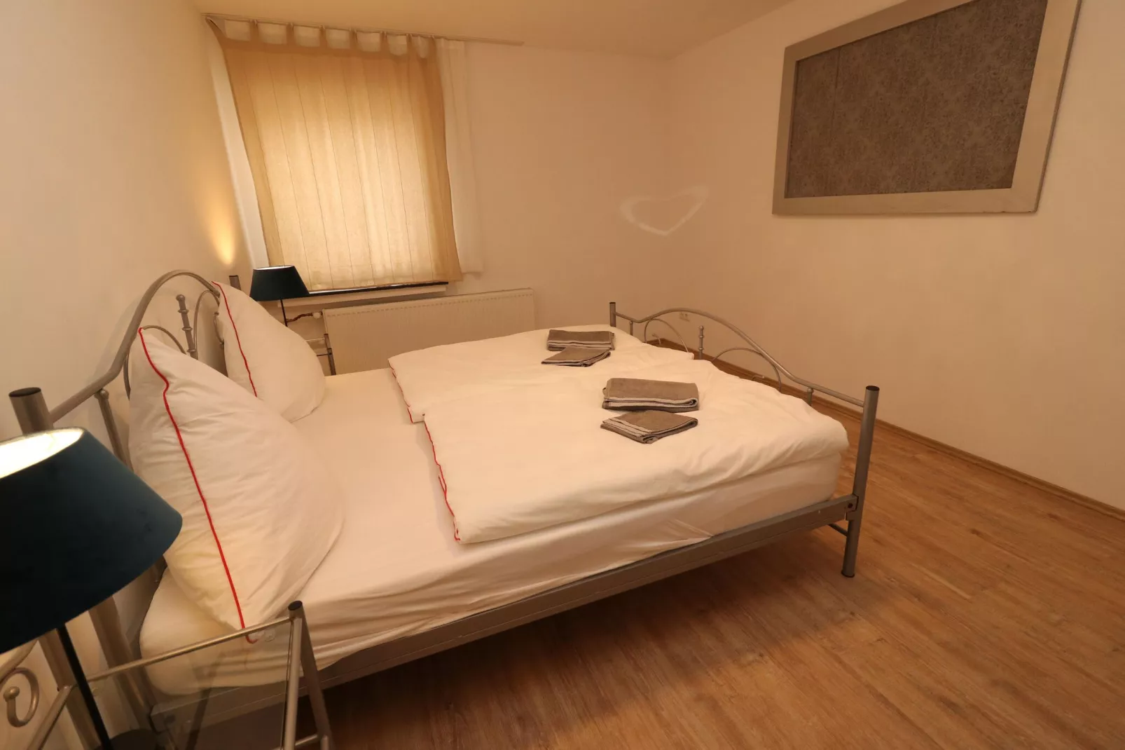 Apartment mit Wasserbett-Bedroom