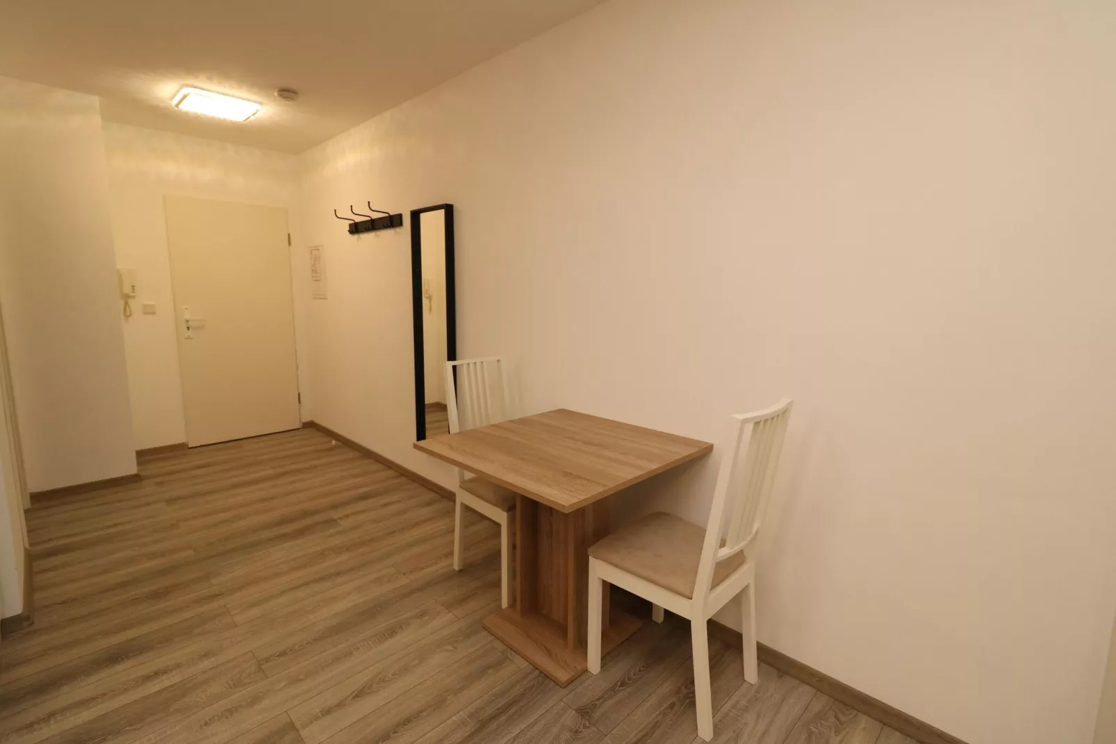 Zentrales Apartment in Messenähe-Landing