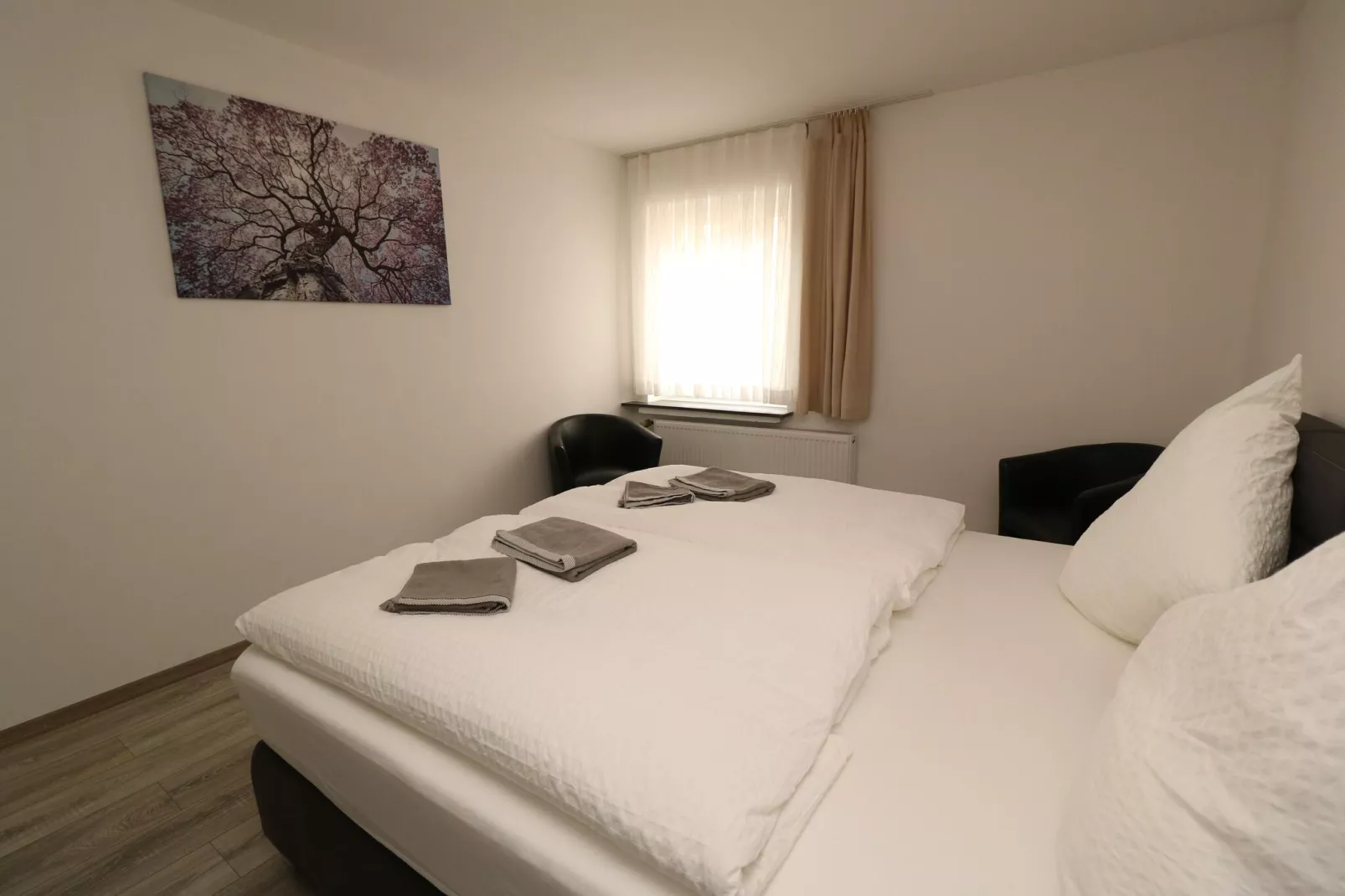 Zentrales Apartment in Messenähe-Bedroom