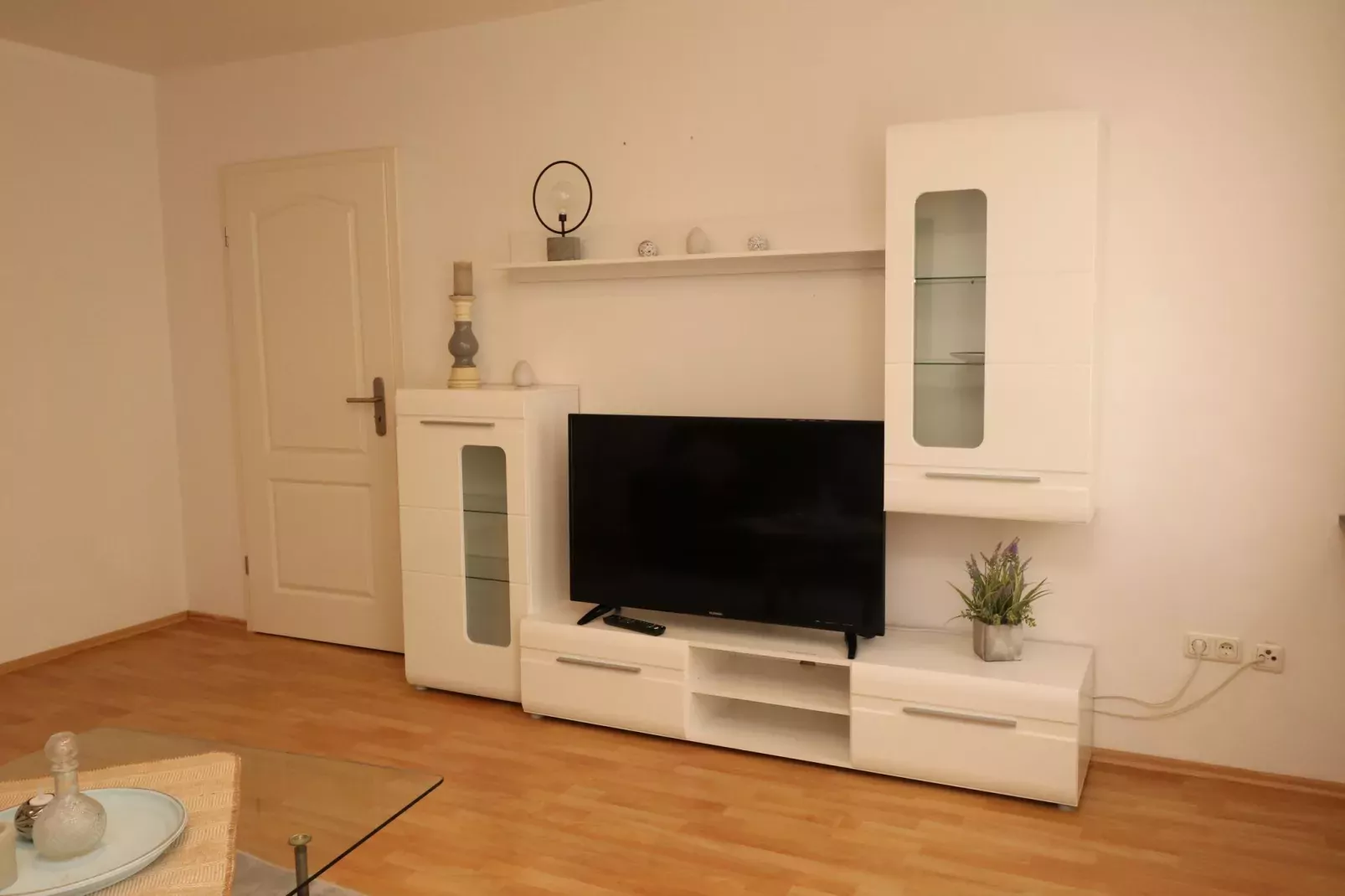 Zentrales Apartment in Messenähe-Living room