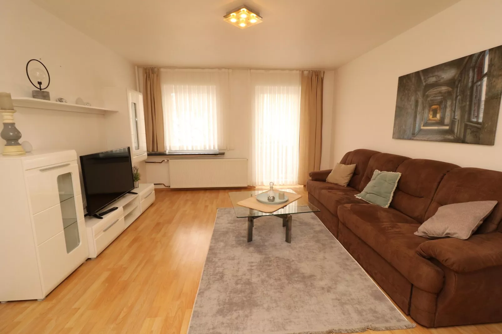 Zentrales Apartment in Messenähe-Living room