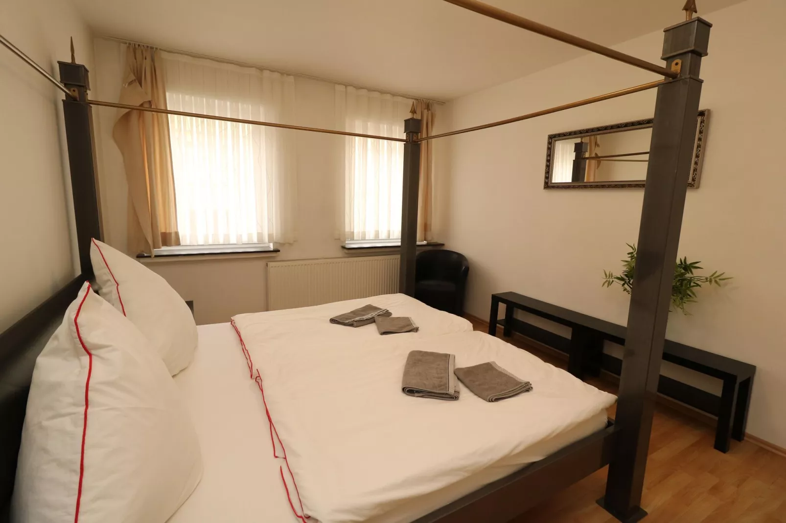 Zentrales Apartment in Messenähe-Bedroom