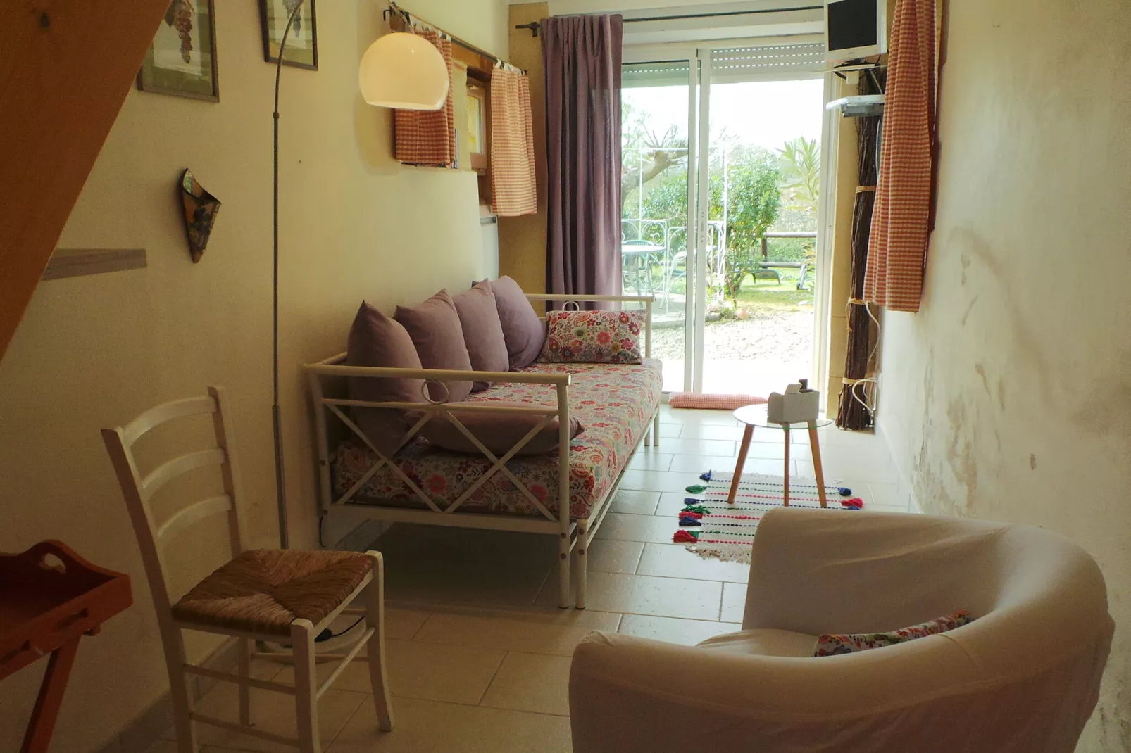 Le Pigeonnier-Living room