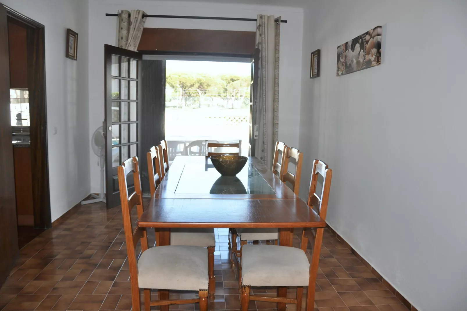 Villa Oceânico-Esszimmer