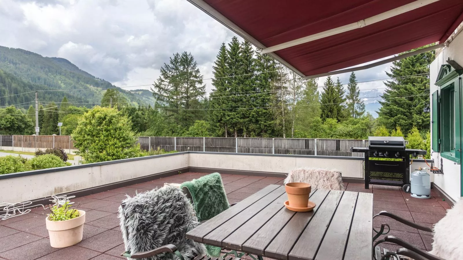 Villa Kitz Kombination-Terrace balcony