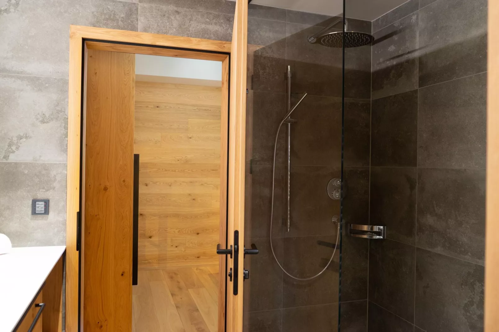Heimat 1495 Arlberg-Bathroom