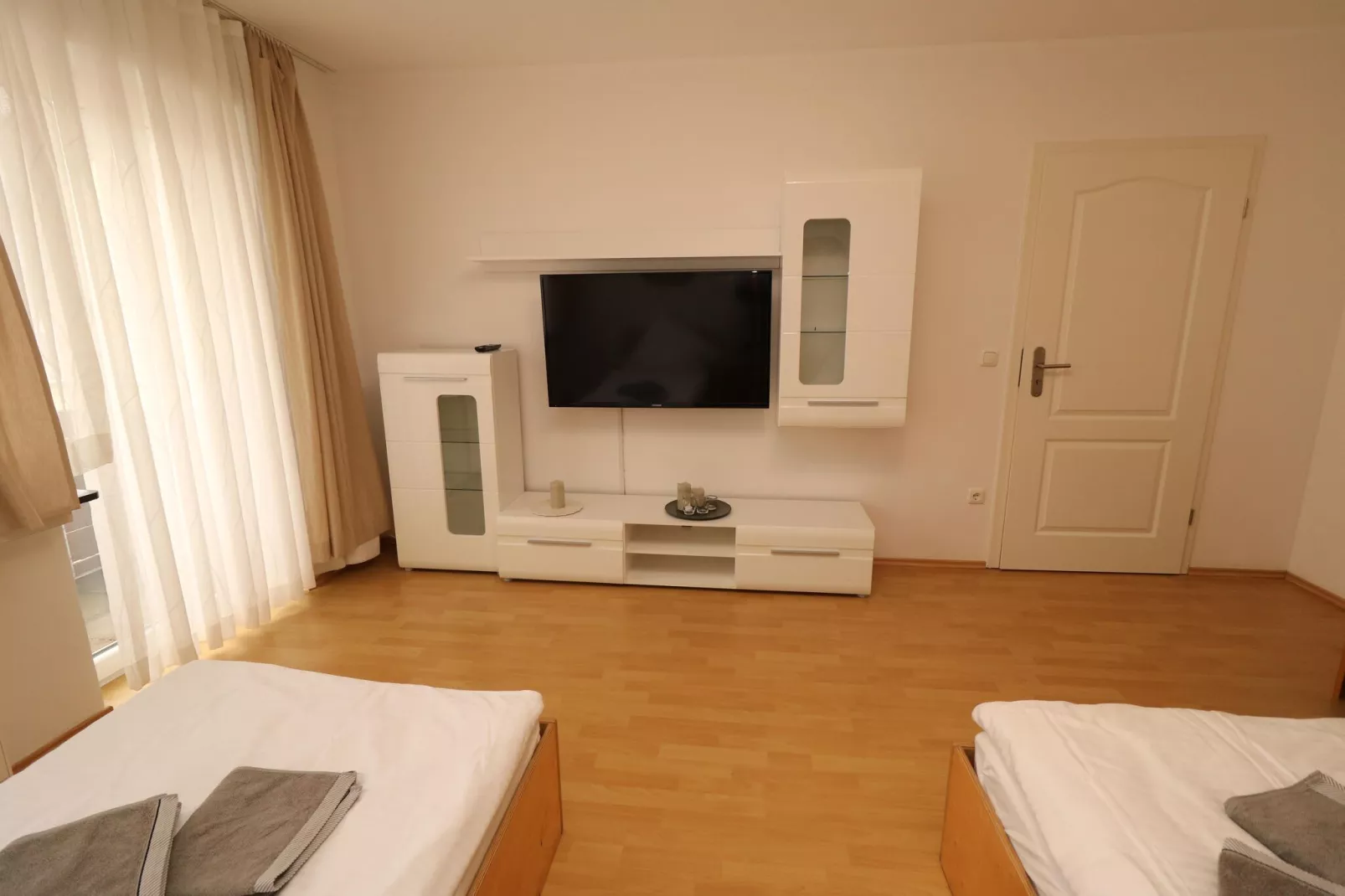 Zentrales Apartment in Messenähe-Bedroom