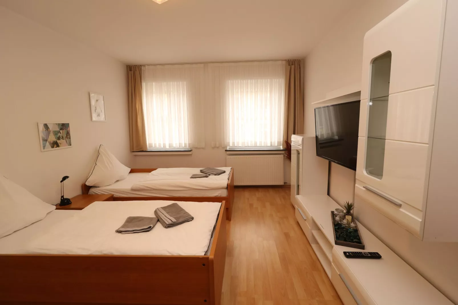 Zentrales Apartment in Messenähe-Bedroom