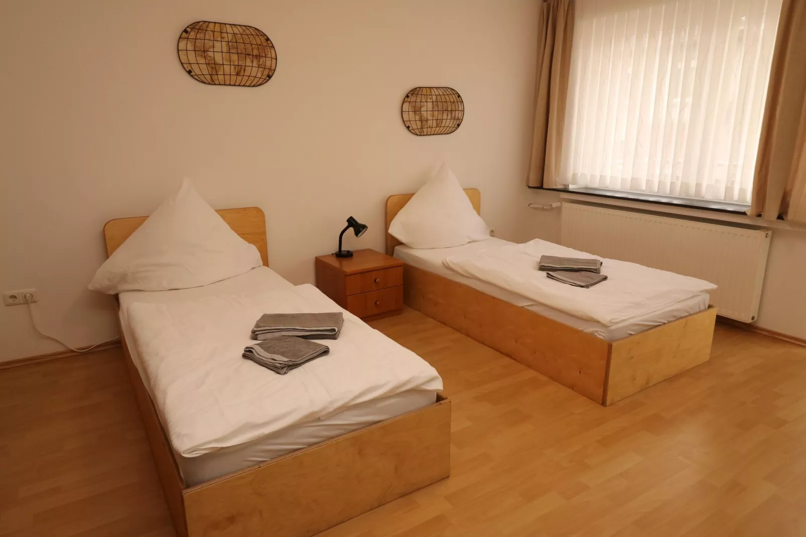 Zentrales Apartment in Messenähe-Bedroom