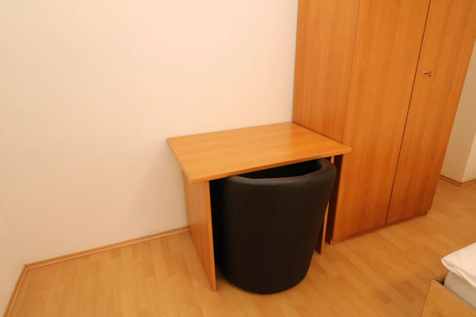 Zentrales Apartment in Messenähe-Bedroom