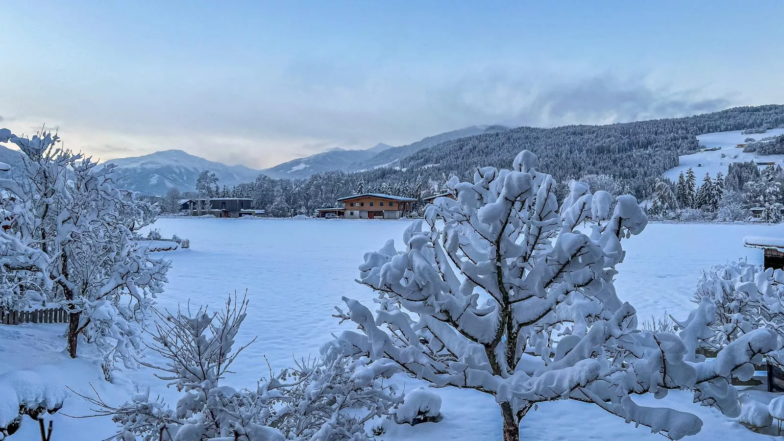 Panoramahaus Itter-View winter