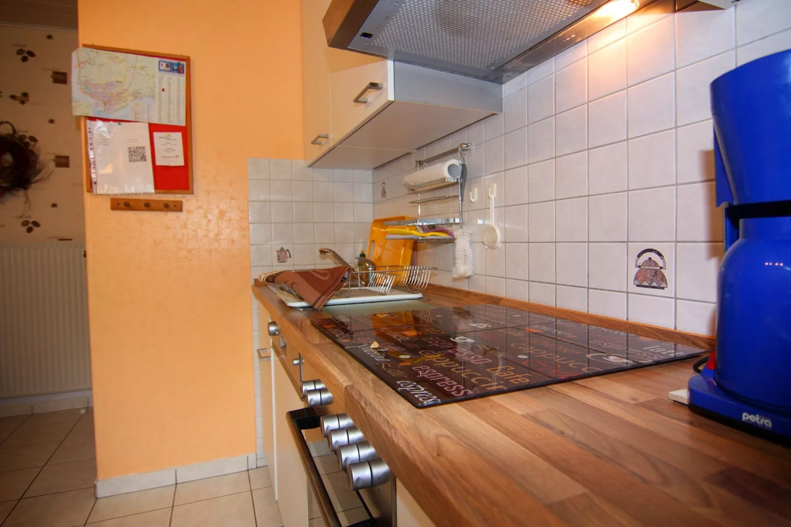 App 1 / 3 Raum App im EG 65 m²-Kitchen