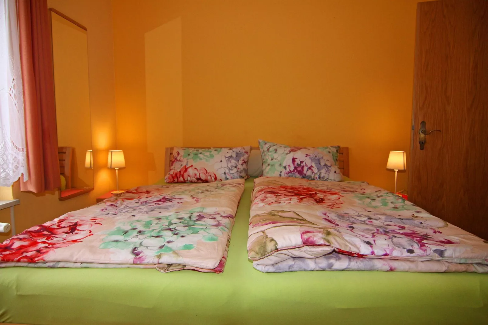 App 1 / 3 Raum App im EG 65 m²-Bedroom