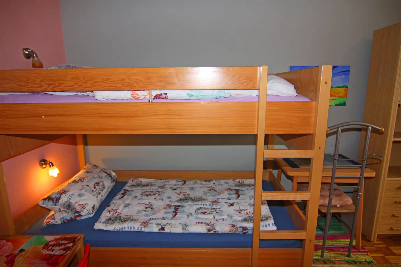 App 1 / 3 Raum App im EG 65 m²-Bedroom