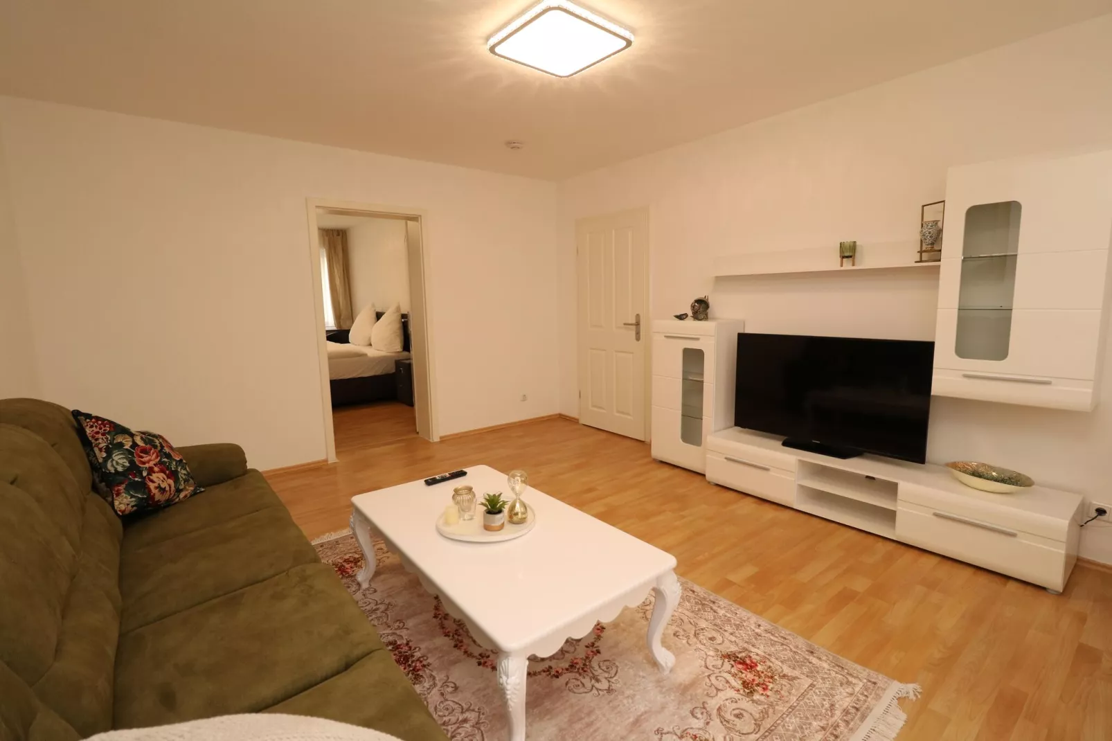 Apartment in Messenähe Essen und DD-Wohnzimmer