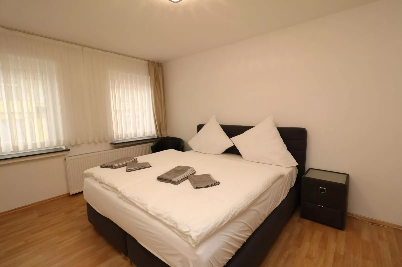 Apartment in Messenähe Essen und DD-Schlafzimmer