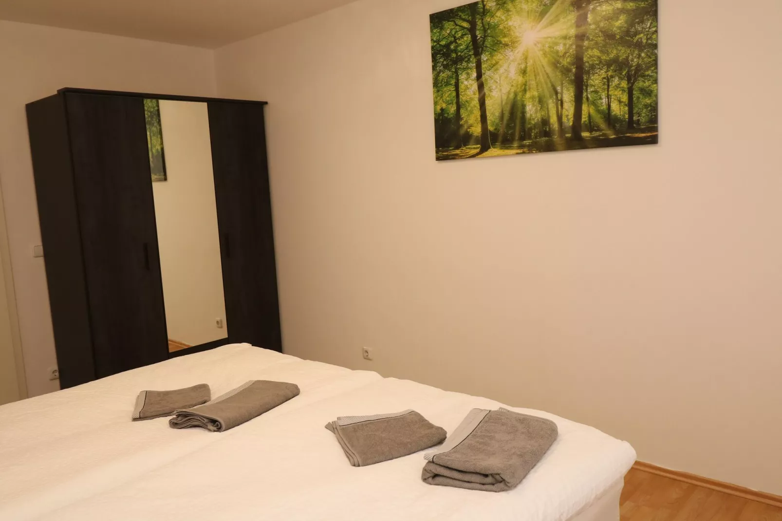 Apartment in Messenähe Essen und DD-Schlafzimmer