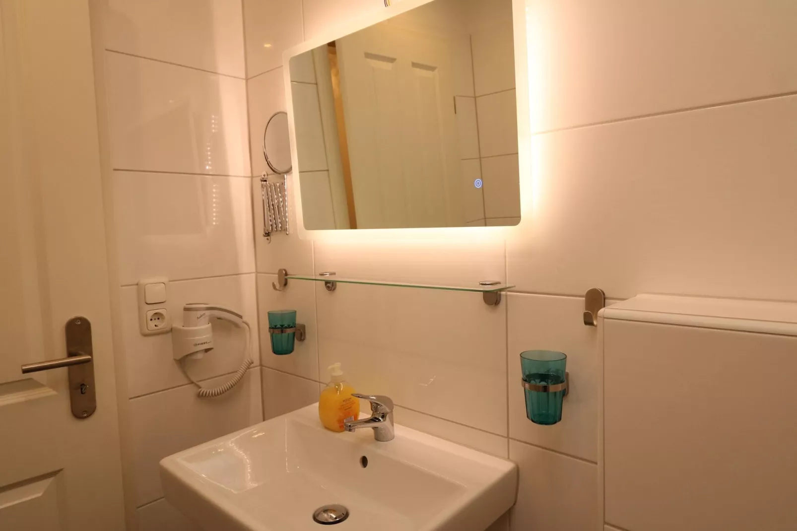 Apartment in Messenähe Essen und DD-Badezimmer