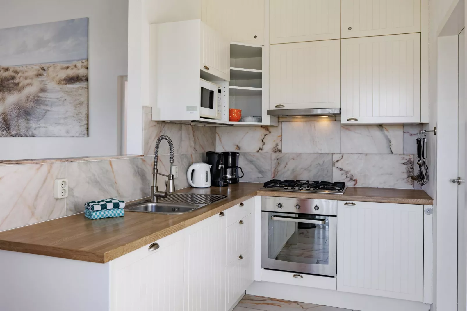Roompot Beach Resort 4-Kitchen