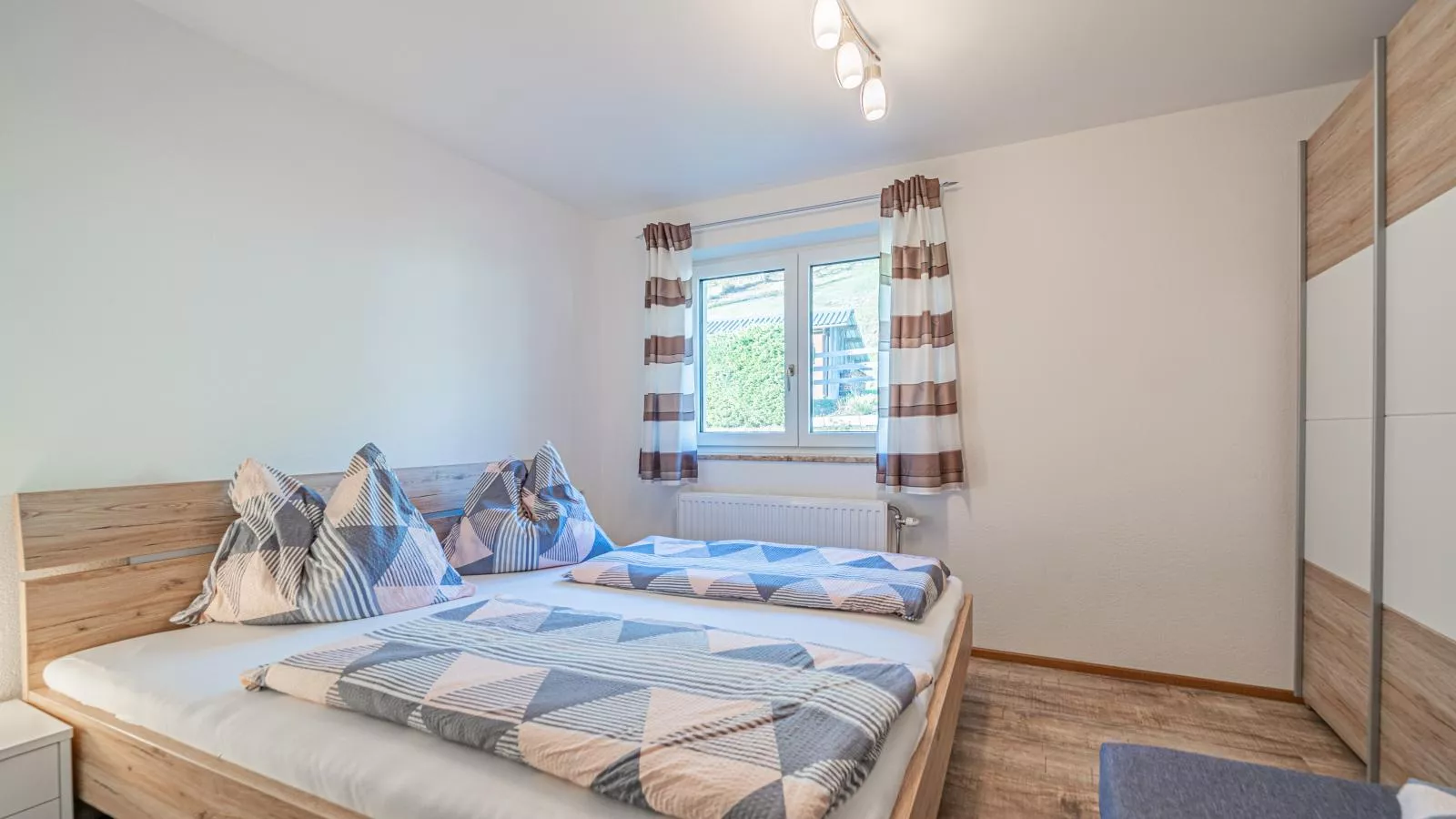 Gipfelblick-Bedroom