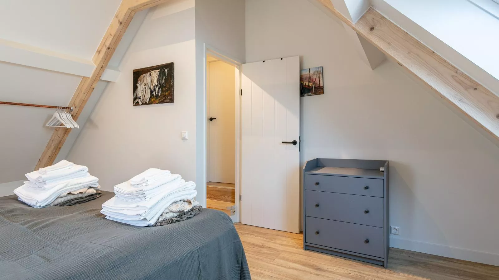 Abs Boerderietje-Bedroom