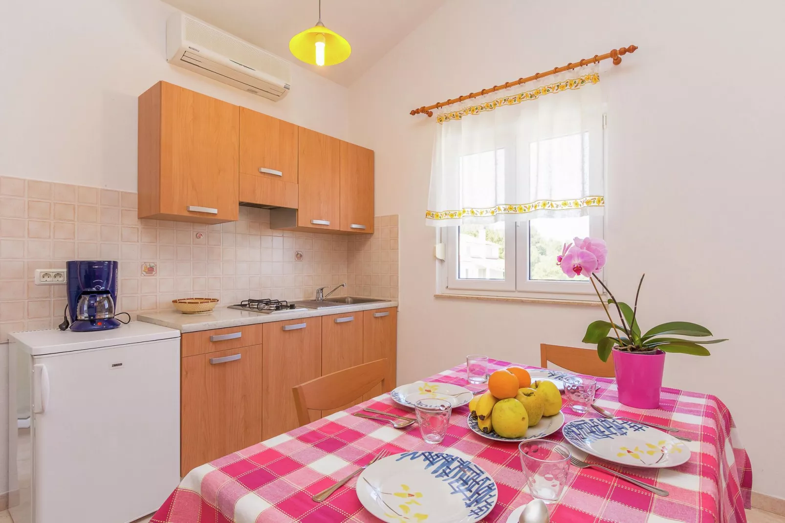 Casa Verde 6-Kitchen
