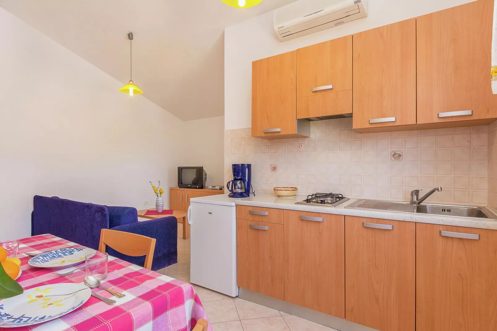 Casa Verde 6-Kitchen