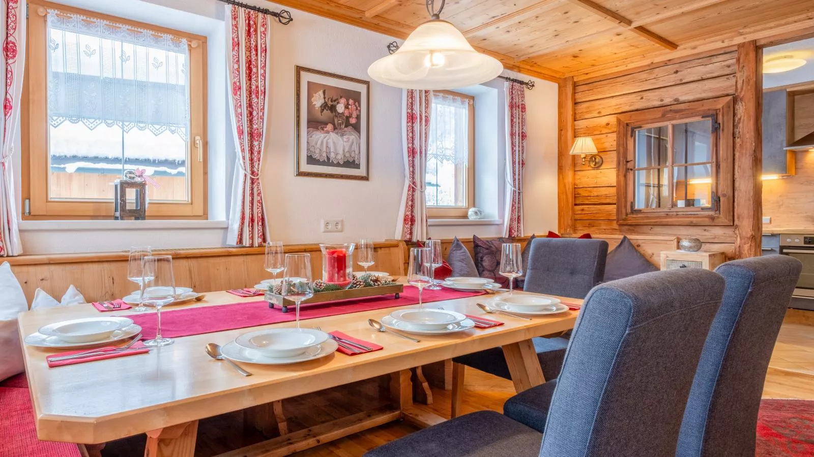 Rosalie-Lorena-Dining room