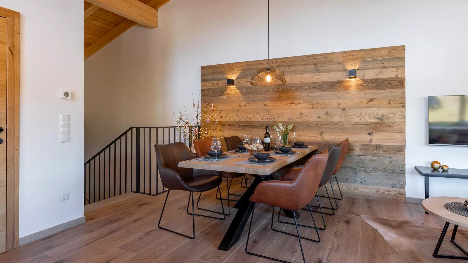 Grebenzen Lodge 1028-Dining room