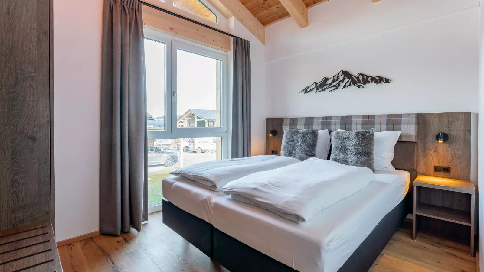 Grebenzen Lodge 1028-Bedroom