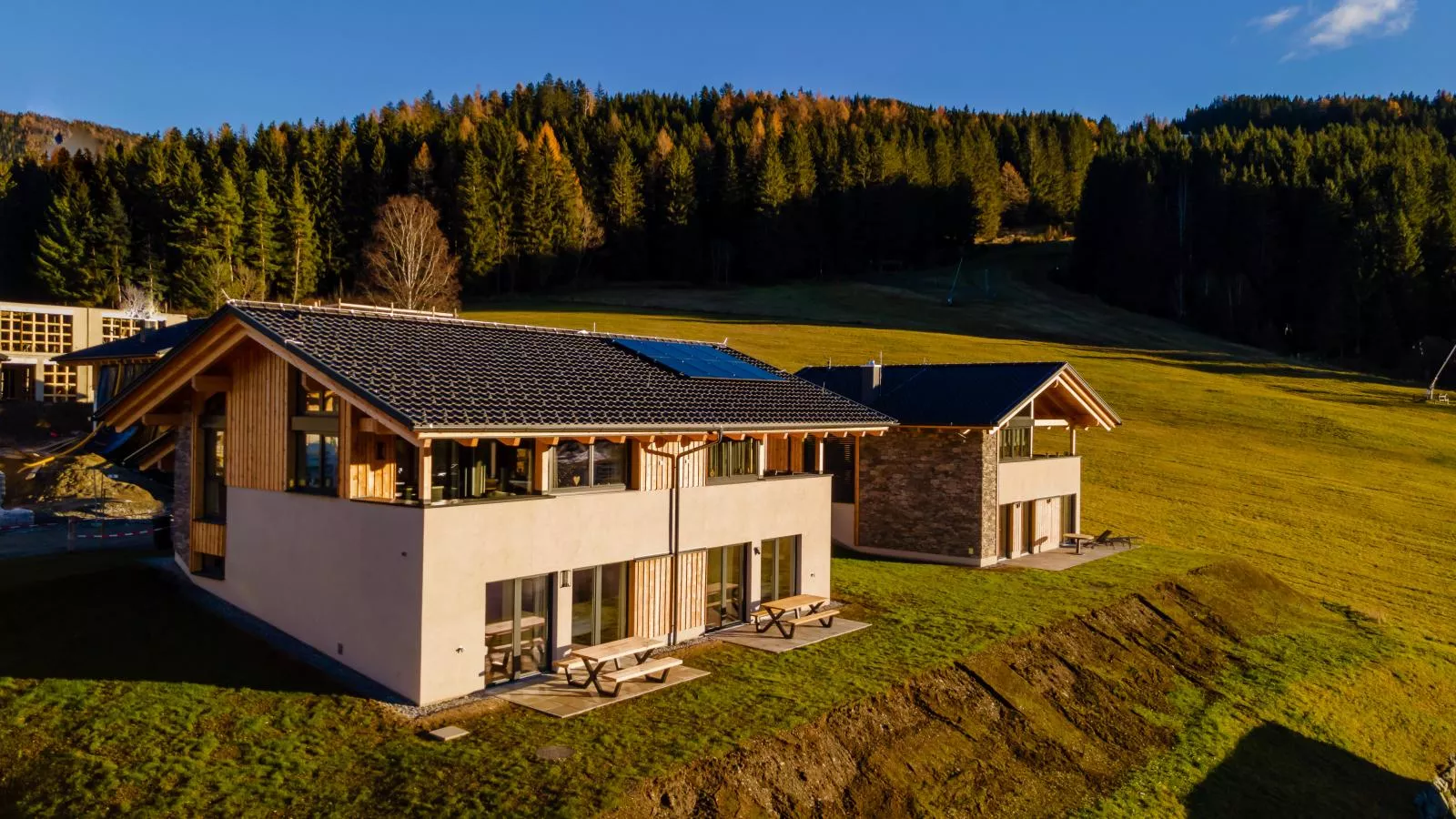 Grebenzen Lodge 1028-Exterior summer