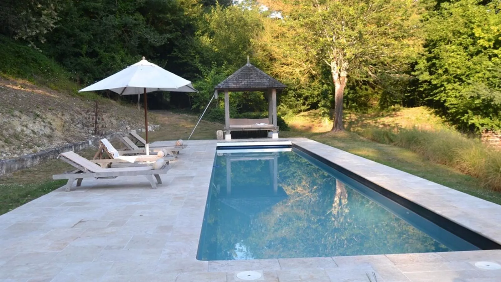 poolofhouse