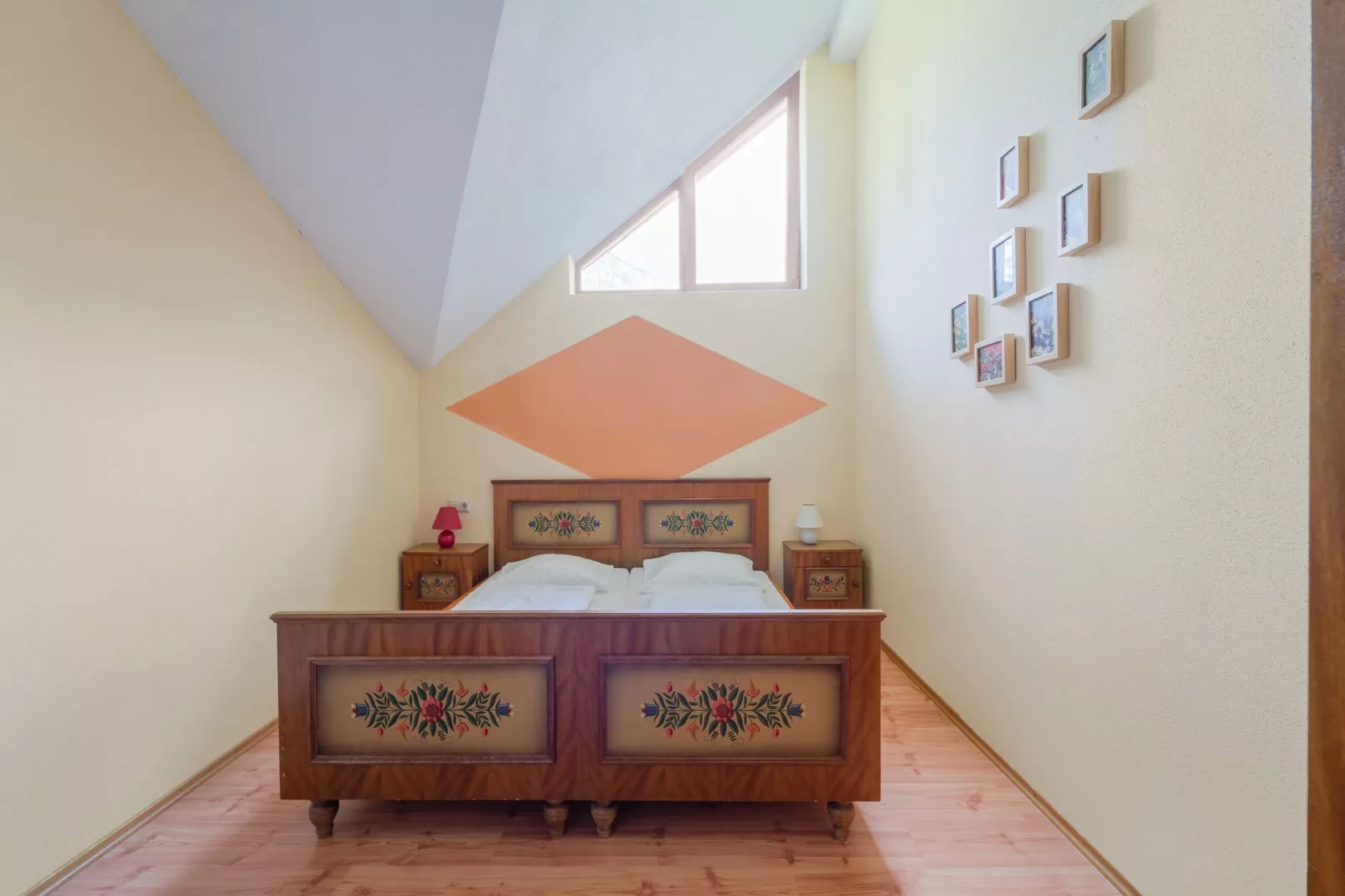 Herzebenalm-Bedroom