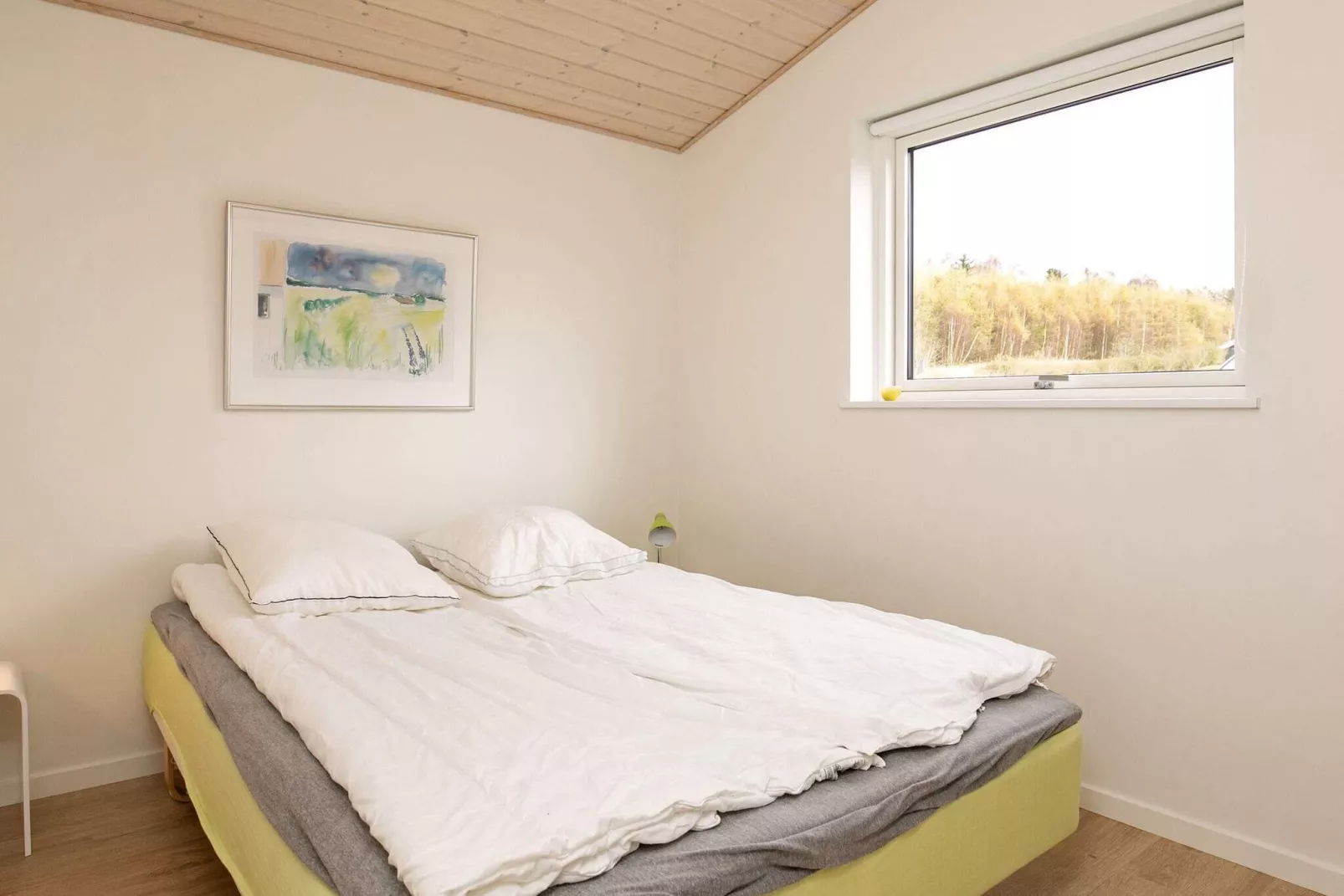 Cozy Dog-Friendly Cottage near Coast-By Traum-Indoor