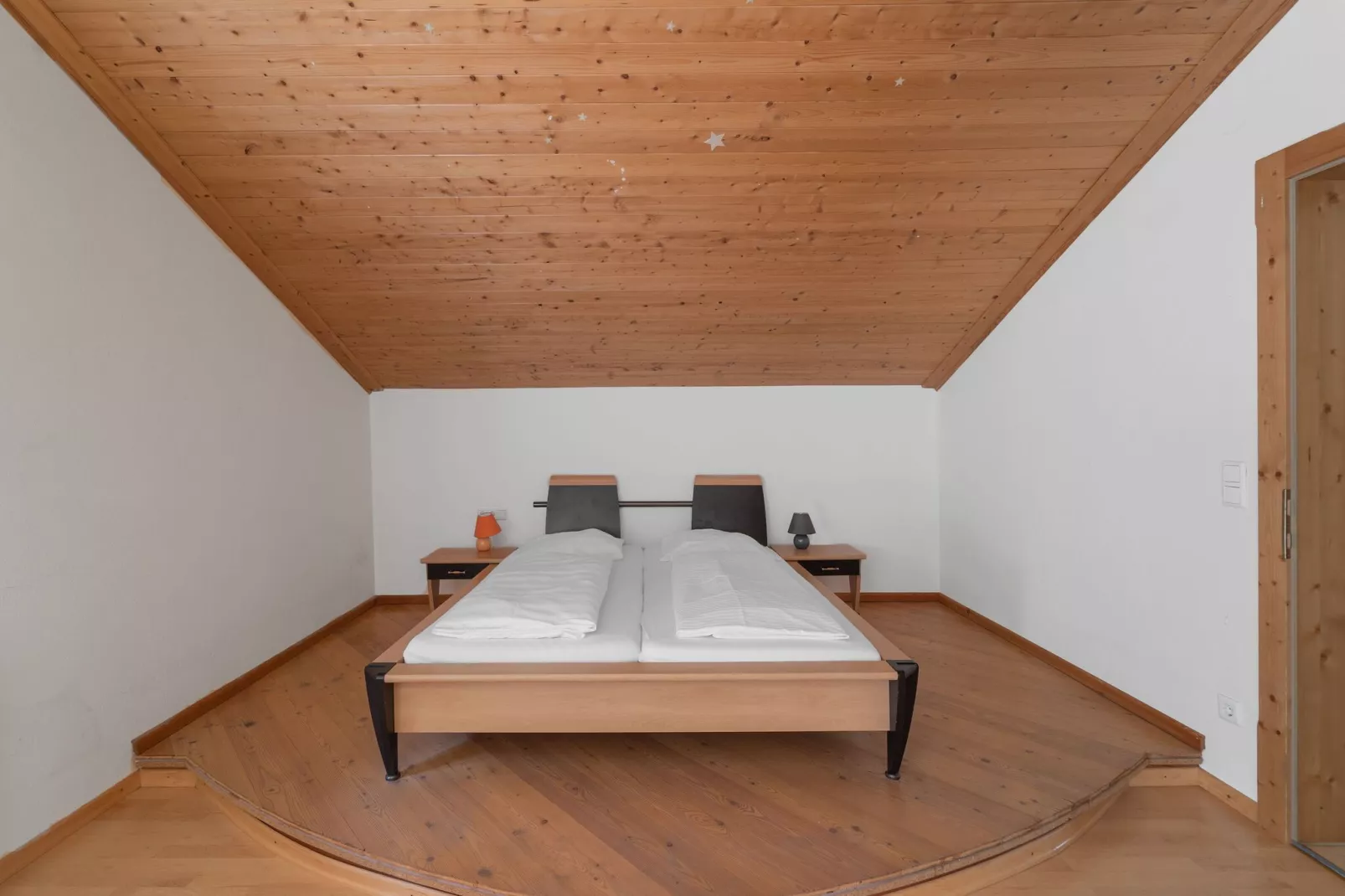 Herzebenalm-Bedroom