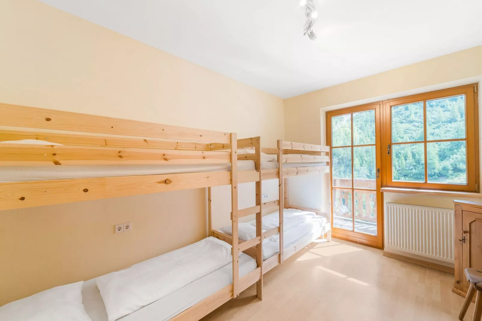 Herzebenalm-Bedroom