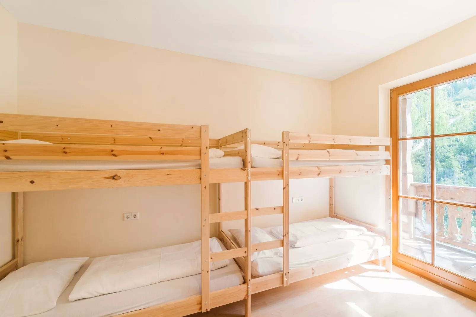 Herzebenalm-Bedroom